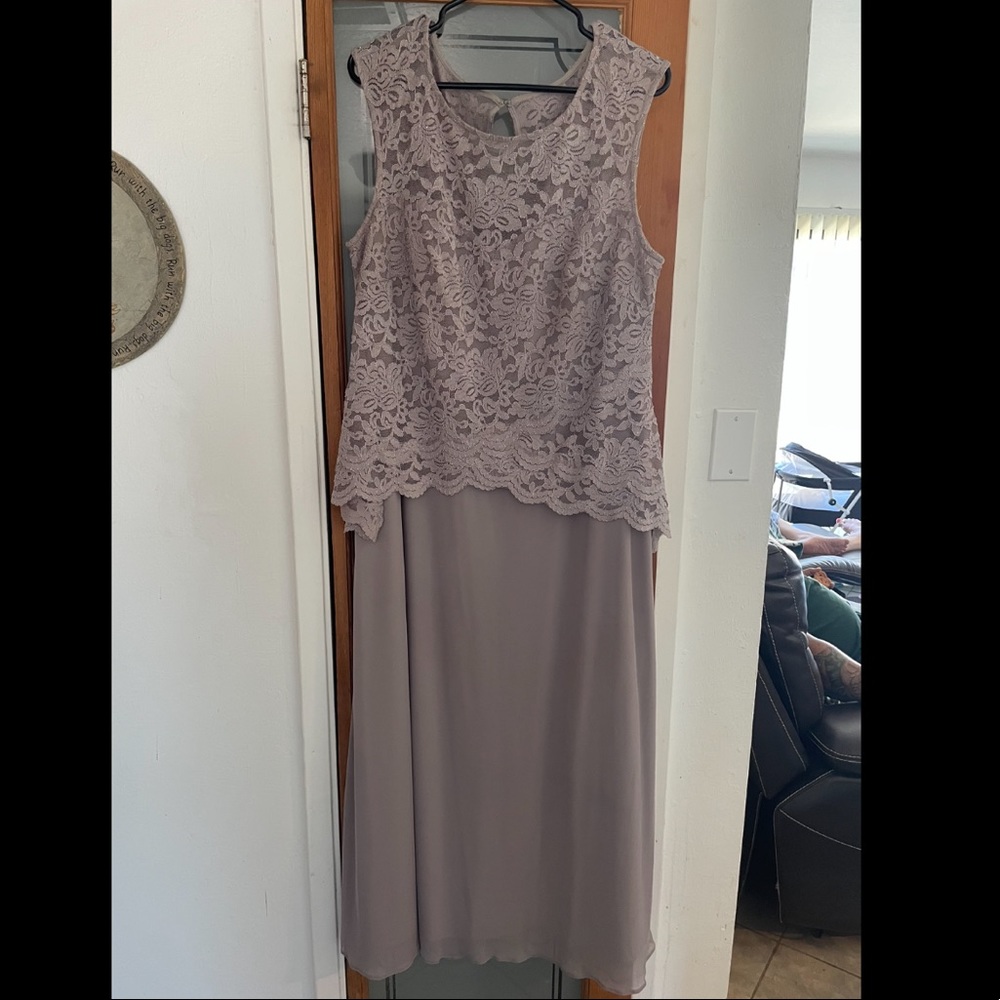 Onyx Nite “Mother of the Bride” Dress